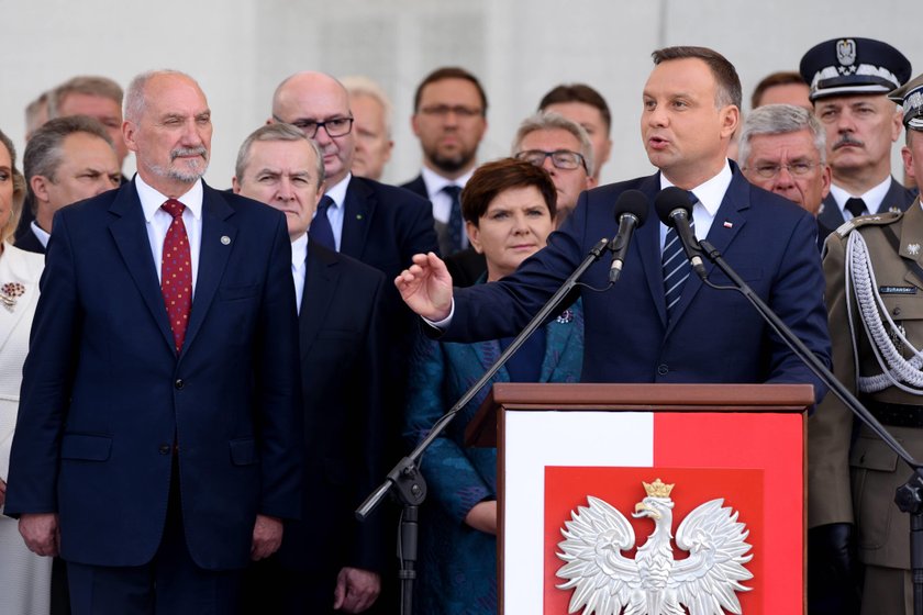 Prezydent nie mianuje generałów także jesienią