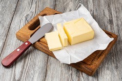 Kotlet de Volaille - klasyk PRL. Delikatny kurczak z prostym nadzieniem, symbol niedzielnego obiadu