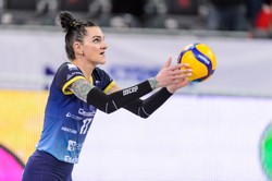 Malwina Smarzek wraca do reprezentacji. Stefano Lavarini powołał 30 siatkarek