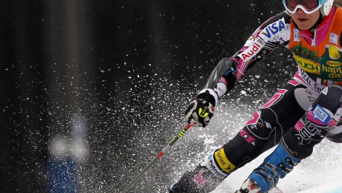 Triumfatorka zjazdu alpejskiego Pucharu Świata w Lenzerheide Amerykanka Julia Mancuso ofiarowała połowę zdobytej w środę premii, tj. 16,5 tys. franków szwajcarskich, stowarzyszeniom niosącym pomoc ofiarom trzęsienia ziemi w Japonii