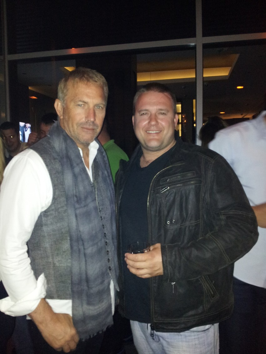 Dušan Savčić u provodu s Kevinom Kostnerom