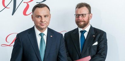 Duda obiecał miliardy na onkologię. Co się dzieje z Funduszem Medycznym?