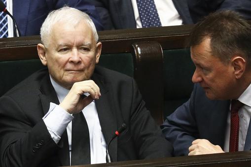 Prezes PiS Jarosław Kaczyński i szef MON Mariusz Błaszczak