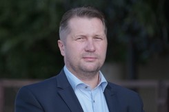 Czarnek zmienia szkołę na gorsze? SONDAŻ