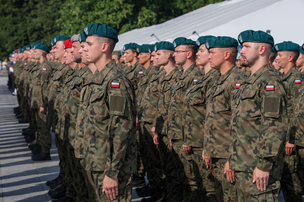 Żołnierze z zarostem i tatuażami. Nowe zasady w Wojsku Polskim