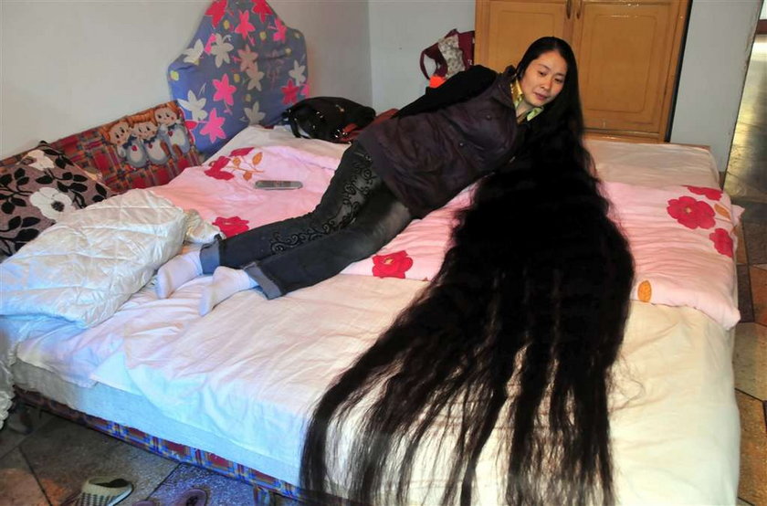 Bardzo długie włosy Chinki
