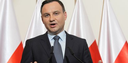 Duda broni matki: Mama to mama. A podpis to nie głos