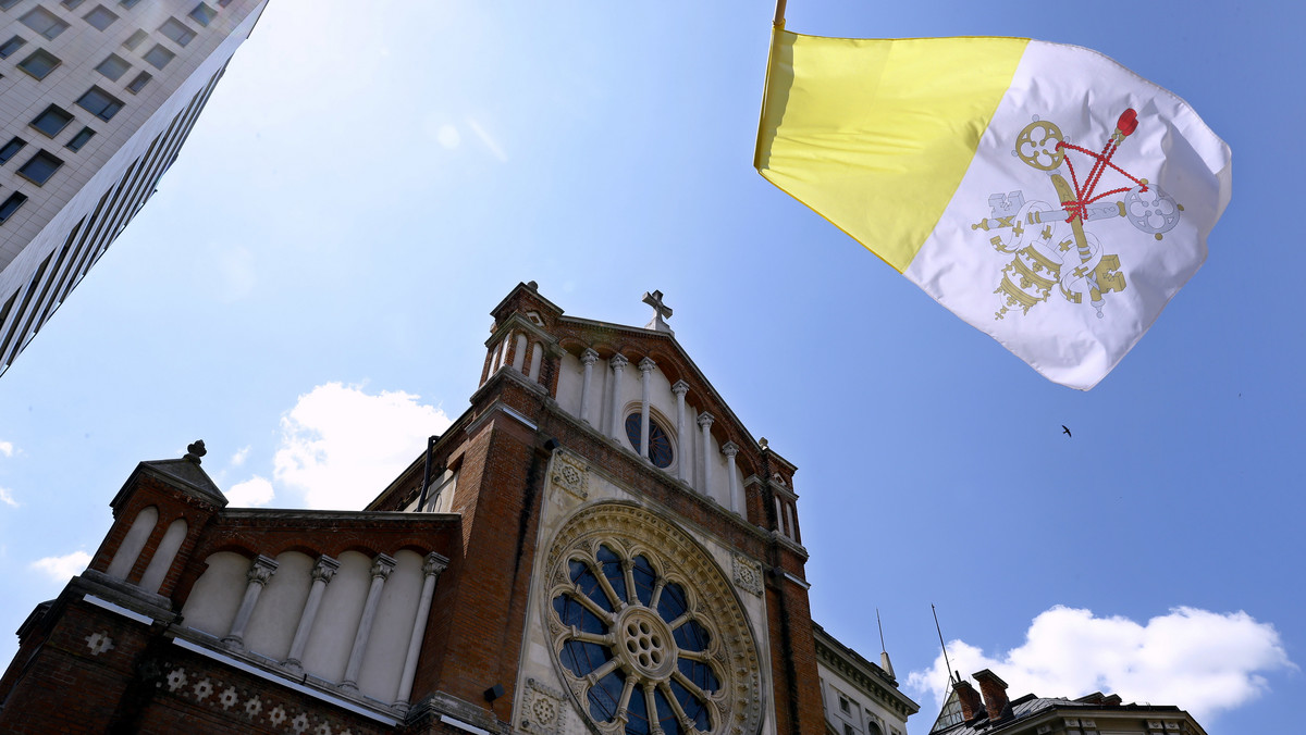 Franciszek przybył do Rumunii; w drodze apelował o zwalczanie przemocy wobec kobiet