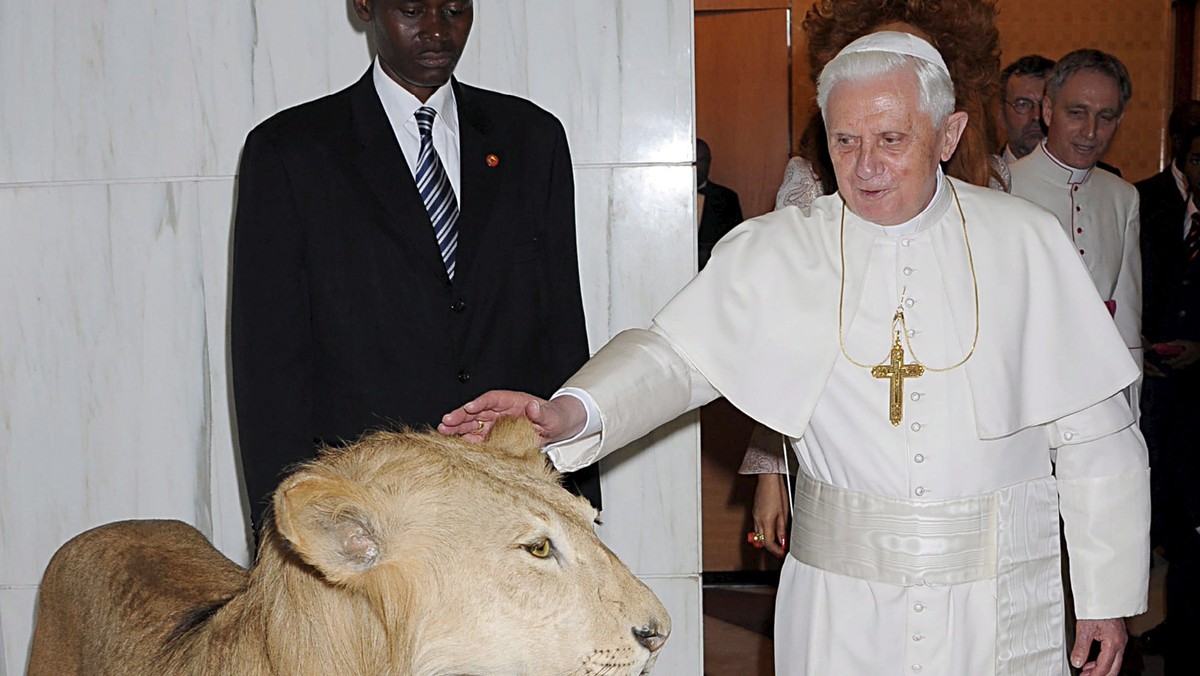 CAMEROON POPE BENEDICT XVI IN AFRICA