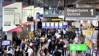 Znów chaos na lotnisku Schiphol. KLM odwołuje kilkadziesiąt lotów