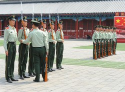 Chińczycy zapewniają: Mamy bardzo zacofaną armię