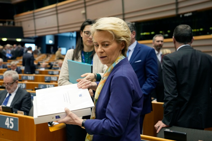 Ursula fon der Lajen na sednici EP u Briselu 29. marta