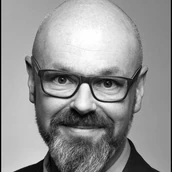 Dr Marek Benio