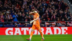 Dwa koszmarne błędy w dziewięć minut. Antonin Kinsky zaliczył najgorszy debiut w Lidze Mistrzów