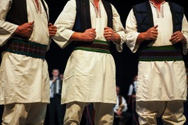 Ovako bi SRBIJA izgledala KAO MUŠKARAC i ušli smo u TOP 3 NAJLEPŠA NA SVETU! "SRBIN je prelep, tako sladak", evo kako nas vidi veštačka inteligencija pa mreže bukte od komplimenata