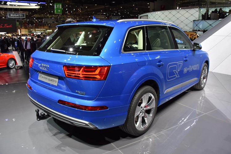 Audi Q7 e-tron 3.0 TDI quattro