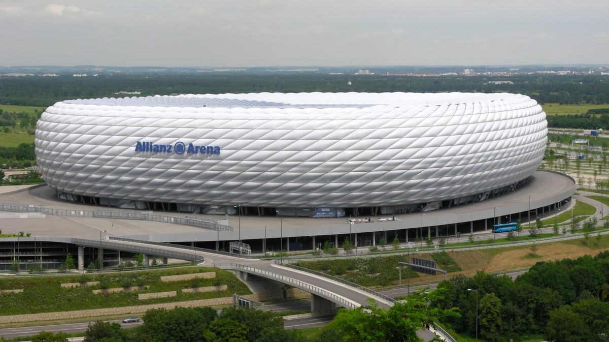 Der Klassiker znów elektryzuje! Bayern Monachium kontra Borussia Dortmund — gdzie obejrzeć hit Bundesligi