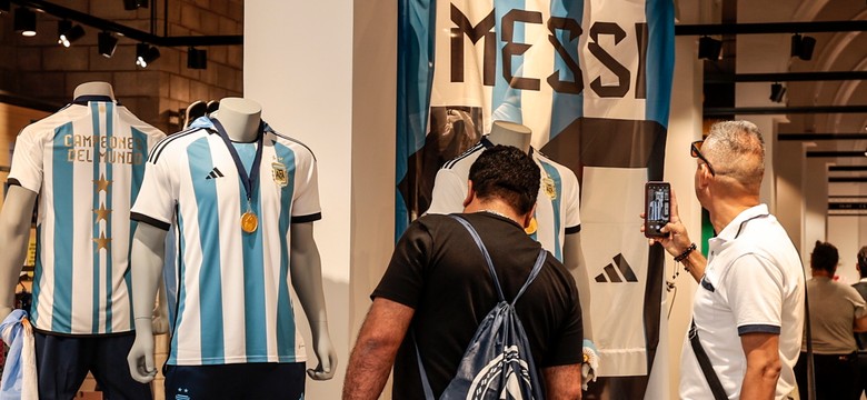 Olbrzymie zainteresowanie Argentyńczyków nową koszulką reprezentacji z trzema gwiazdkami