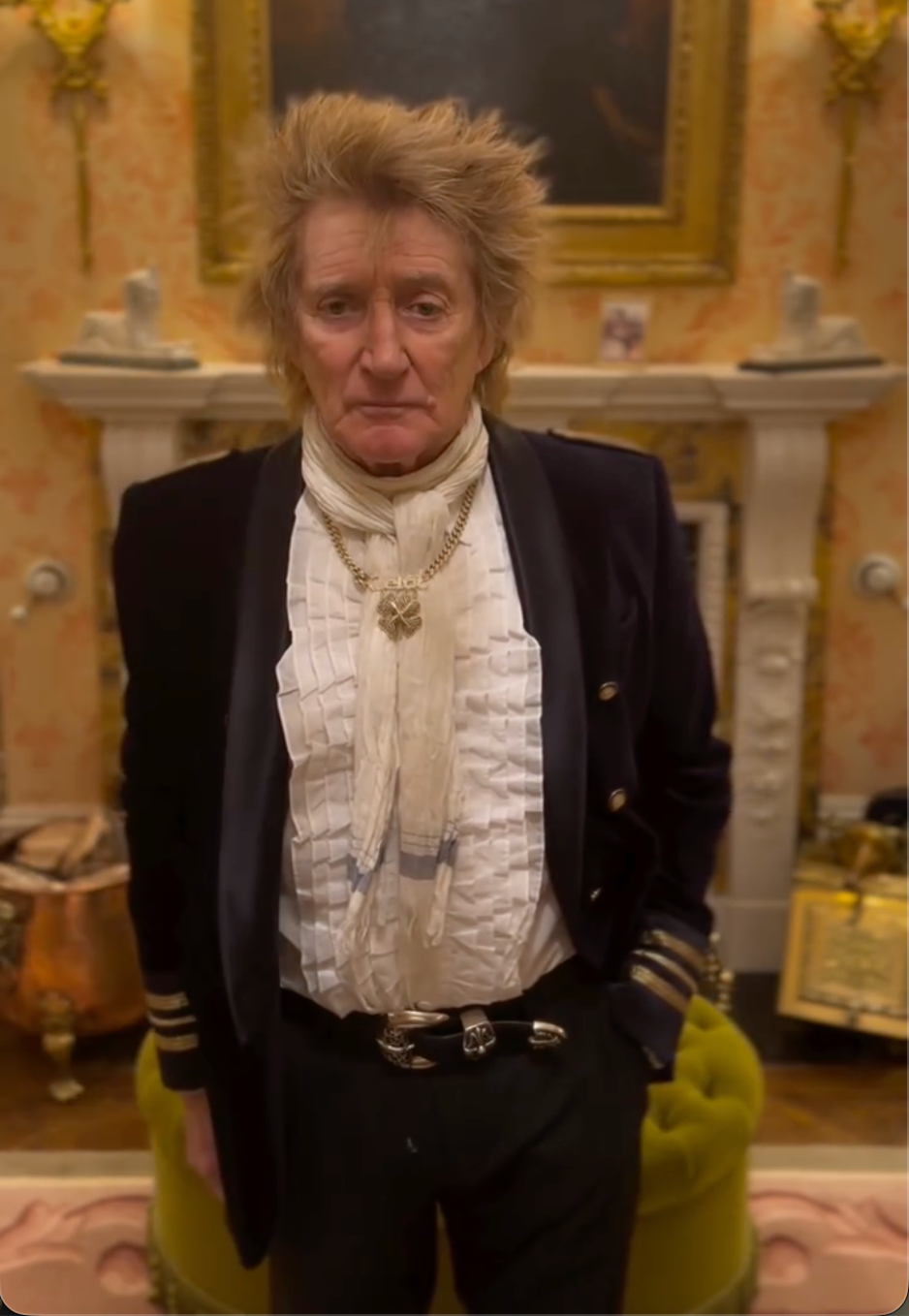 Spevák Rod Stewart.
