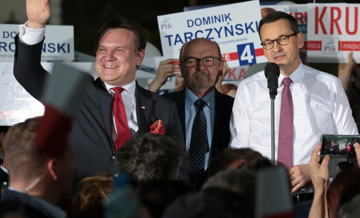 Dominik Tarczyński, Ryszard Legutko i Mateusz Morawiecki