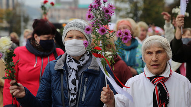 Białoruś. Przeciw emerytom użyto gazu łzawiącego i granatów hukowych