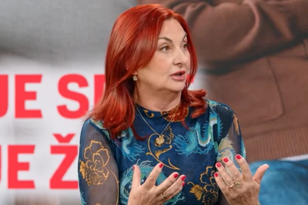 Ja sam KARDIOLOG sa 40 godina iskustva i evo zašto NIKADA NE BIH KUPILA paradajz u flaši i ceđeni nar - deda mi je doživeo 107.