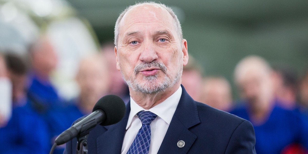 Macierewicz przyznał się, dlaczego rzucił ten nałóg!