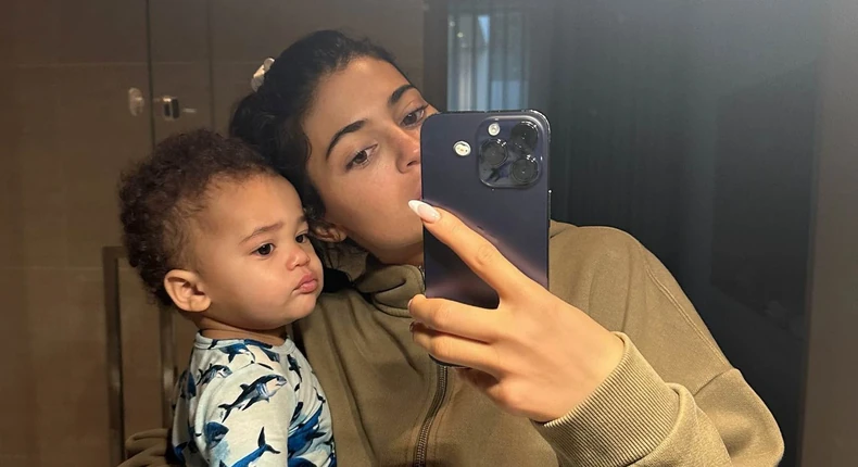 kylie-jenner-son-aire-0001