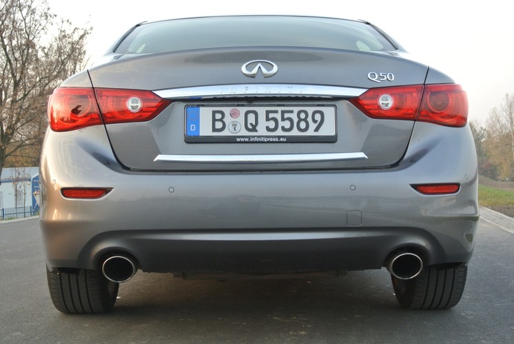 Infiniti Q50 2.0 Turbo