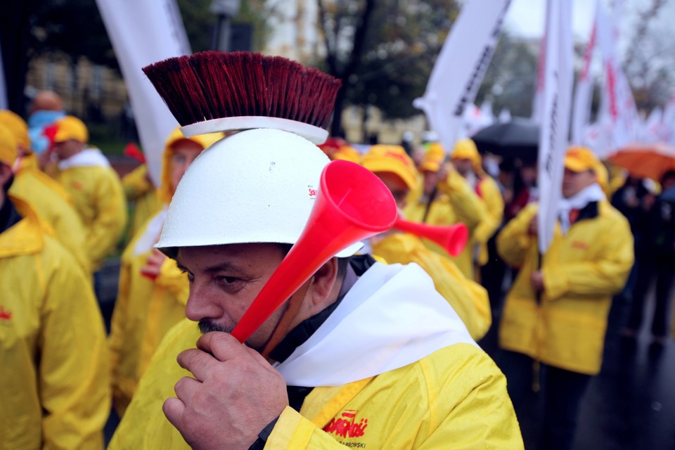 WARSZAWA SOLIDARNOŚĆ PROTEST PRZECIWKO CIĘCIOM BUDŻETOWYM