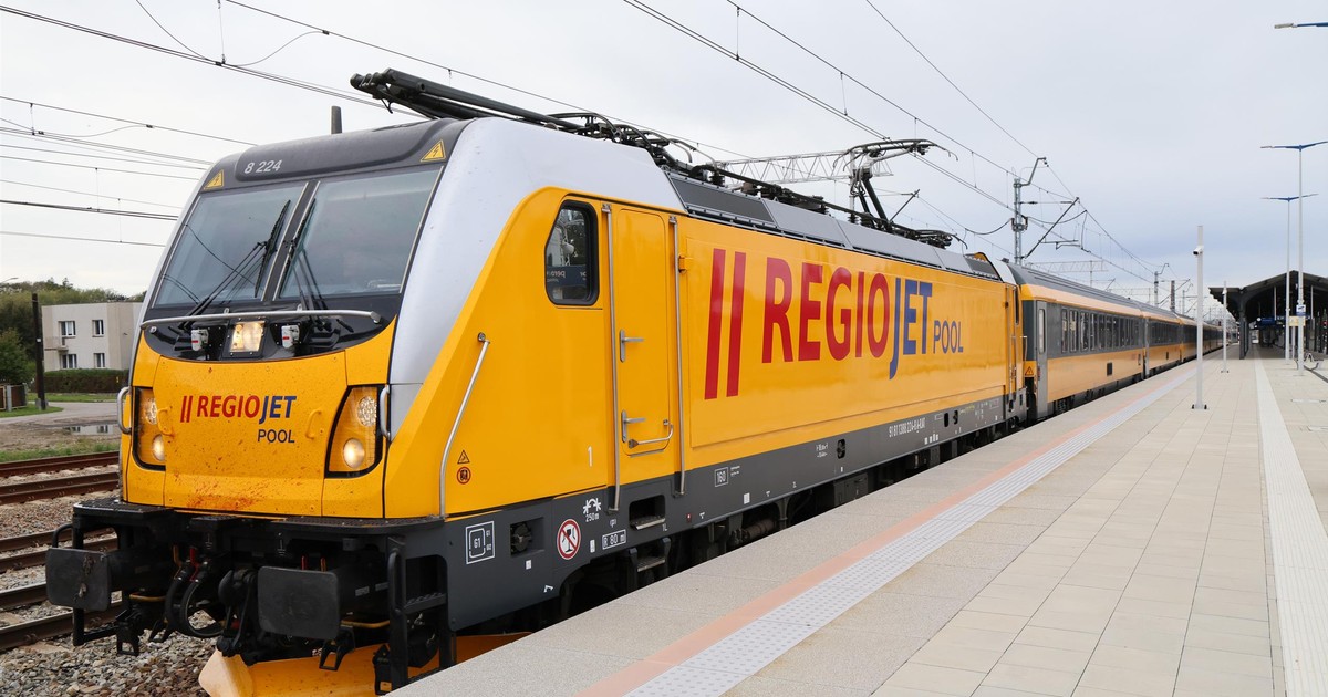 Zamówił ciasto za 2 zł w pociągu RegioJet. "Wyczułem to po pierwszym kęsie"