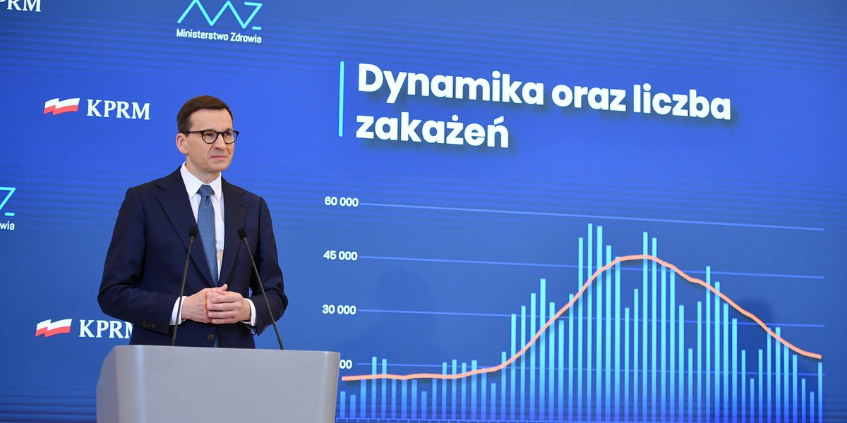 Mateusz Morawiecki podczas konferencji prasowej.