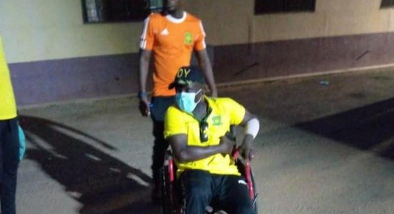 Ebusua Dwarfs coach struggles to walk after being assaulted by Berekum Chelsea fans