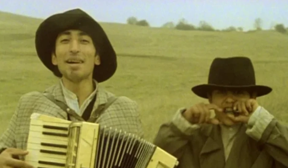 Scena iz filma "Ko to tamo peva"