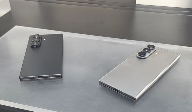 Samsung Galaxy Z Flip7