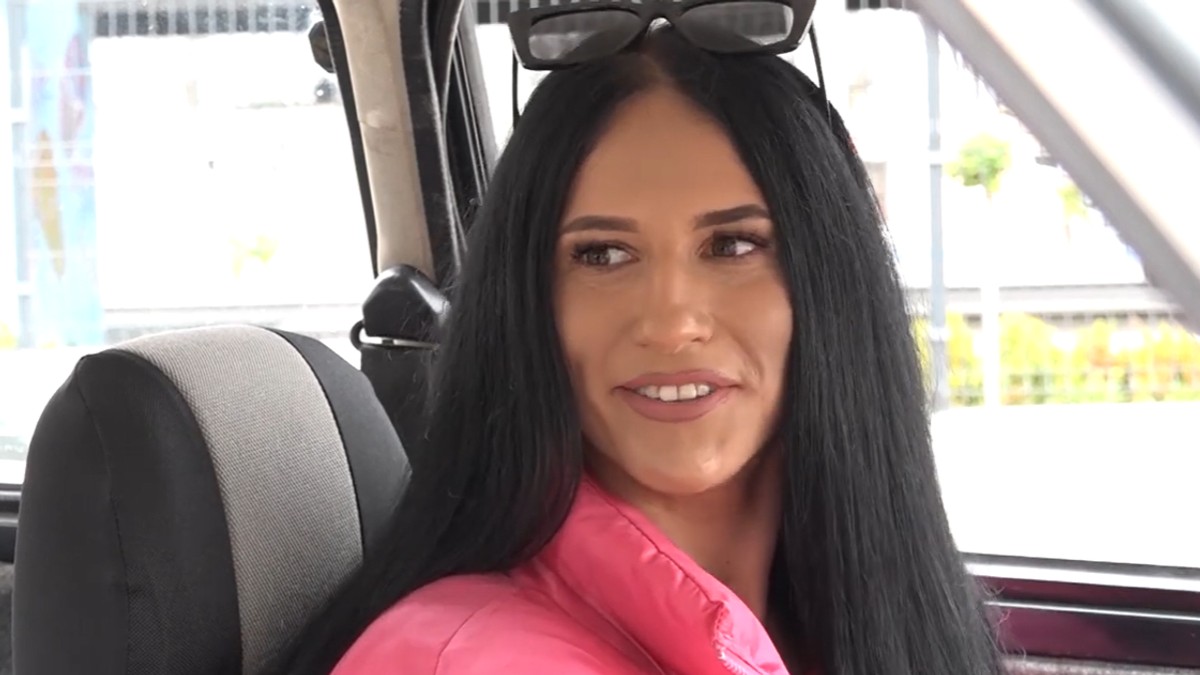 Jelena vozi jugo star 32 godine, a zbog onoga što je uradila sa njim svaka žena ga želi