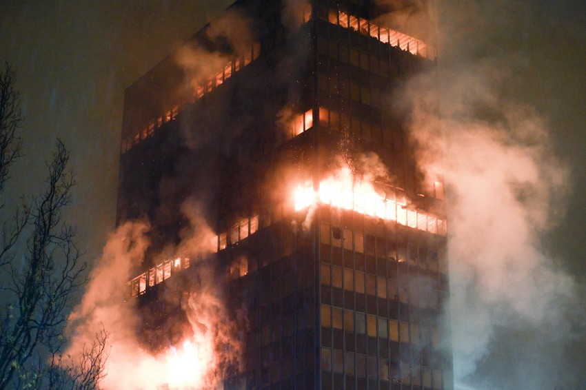 Požar u soliteru u Zagrebu