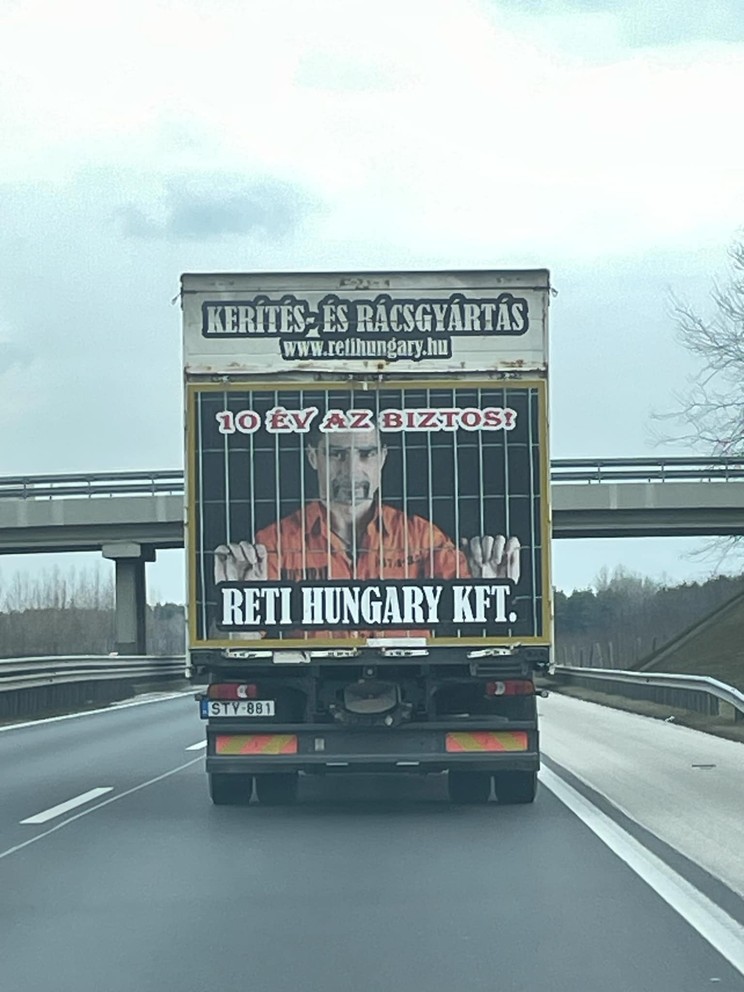 A rácsgyártó cég reklámja sokakat megnevetett