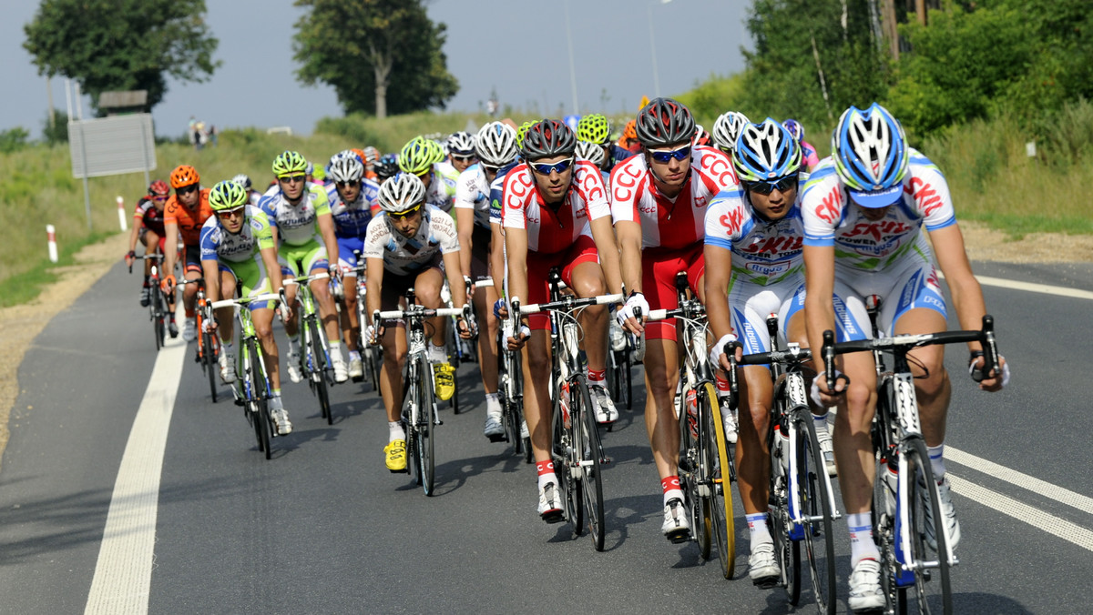 Po atrakcjach związanych z czterokrotnym pokonywaniem Orlinka na pierwszym etapie 69. Tour de Pologne, w środę kolarzy czekać będzie nieco spokojniejsza trasa, ale za to bardzo długa. Zawodnicy będą mieli bowiem do pokonania aż 239,4 km z Wałbrzycha do Opola. To najdłuższy etap w tegorocznym wyścigu. Zapraszamy na relację "na żywo".