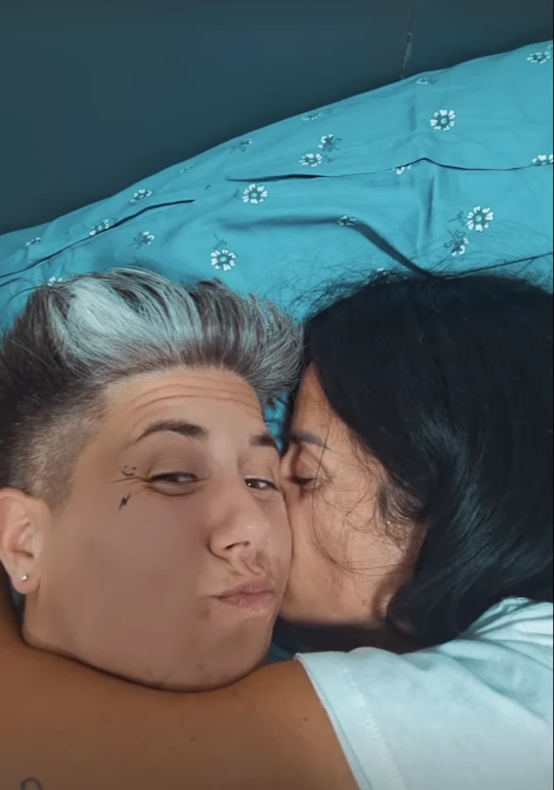 Matora i Dragana u krevetu