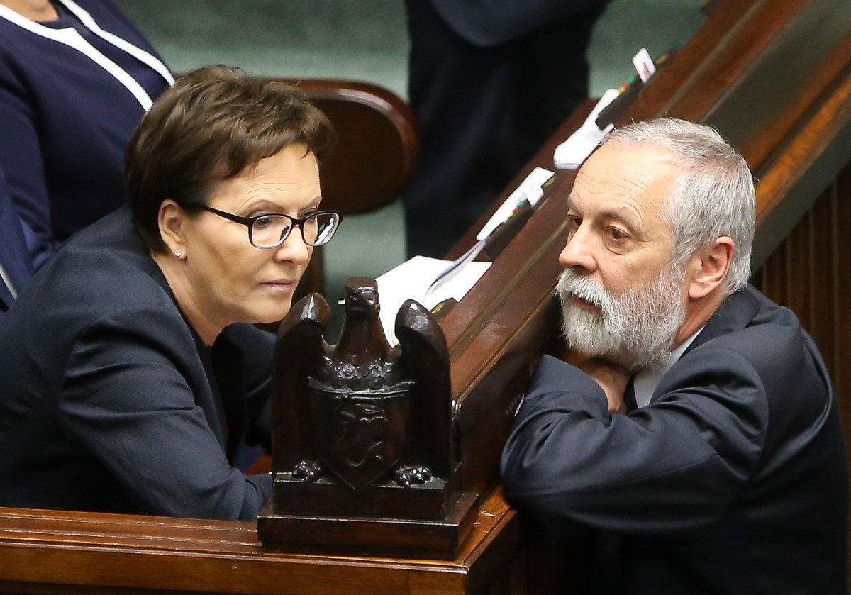 Ewa Kopacz i Rafał Grupiński podczas posiedzenia Sejmu