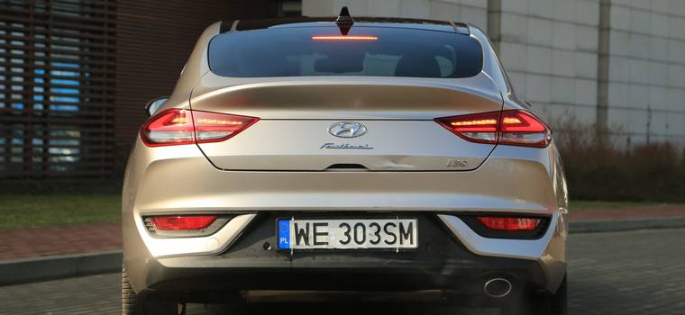 Hyundai i30 Fastback 1.4 T-GDI – bardzo ładna alternatywa | TEST