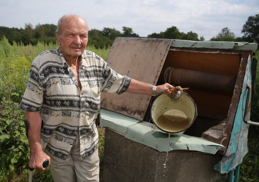 Jeśli nawet uda się wyciągnąć pół wiaderka woda nie nadaje się do picia