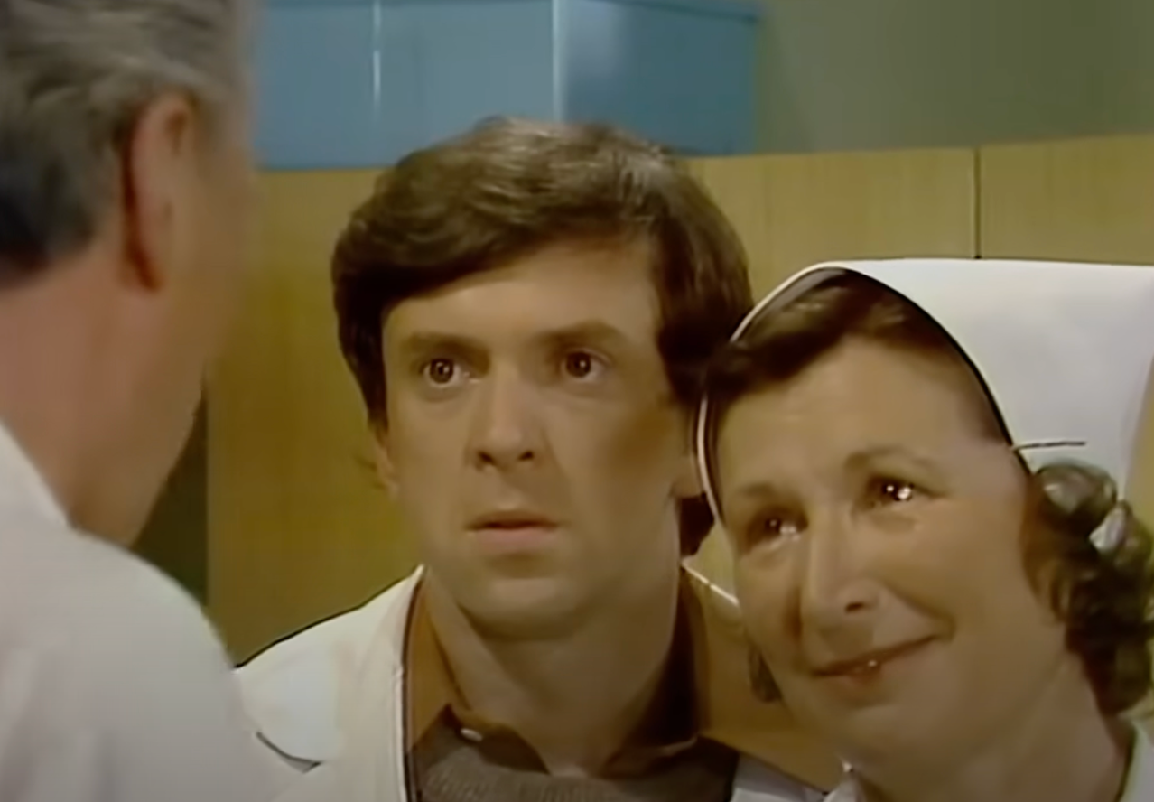 Herečka Nina Popelíková v seriáli Nemocnica na okraji mesta. 