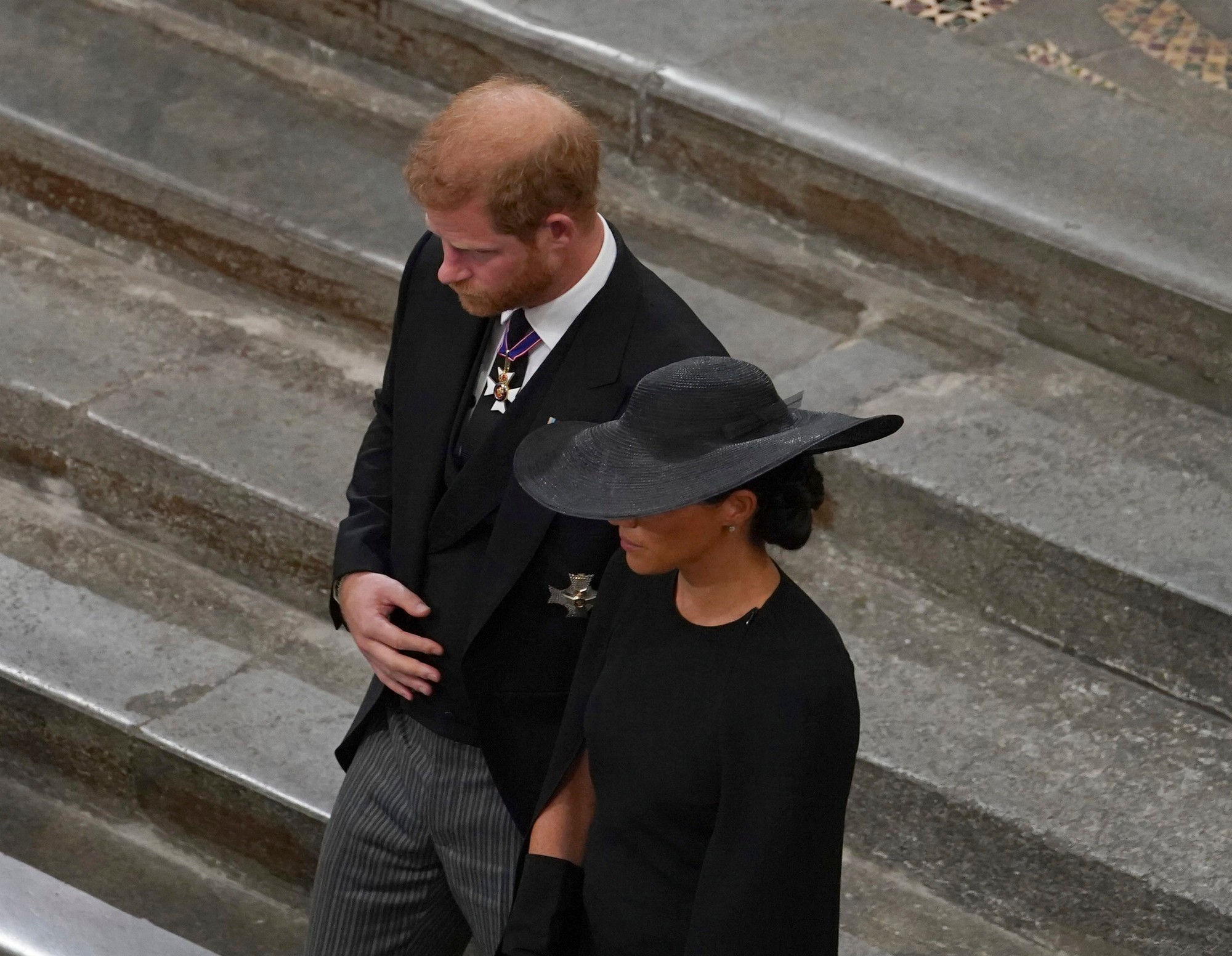 Harry a Meghan na pohrebe kráľovnej Alžbety II. 