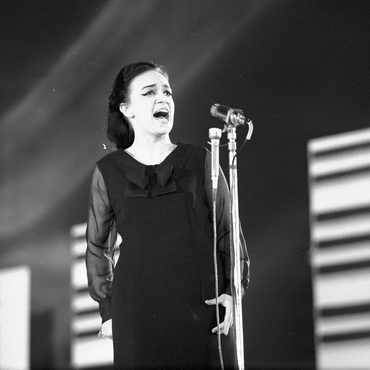 Ewa Demarczyk na IV. Festiwalu Piosenki w Sopocie w 1964 r.