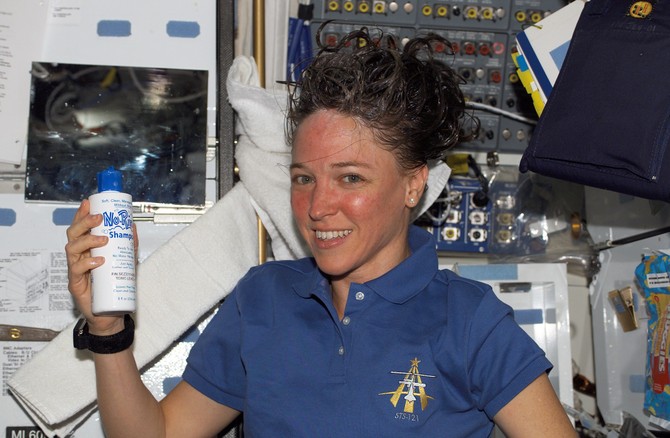 Astronautkinja Liza Novak pobedila je gravitaciju, ali ne i ljubomoru