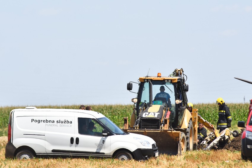 Pilot Vladimir Bulat nastradao je na licu mesta