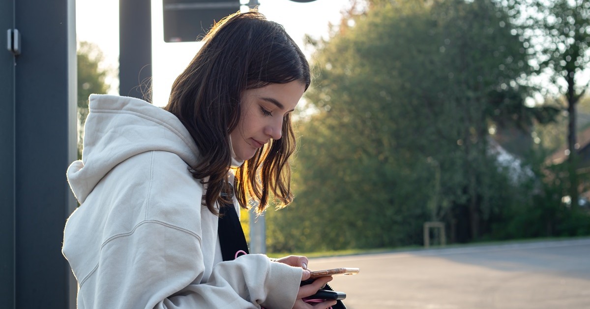 AI wygenerowała nagie zdjęcie uczennicy. Organy ścigania odmówiły śledztwa — UODO reaguje