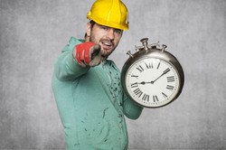 Krótszy czas pracy dla kolejnych pracowników. Już od 1 marca 2025 roku. Kiedy dla wszystkich?